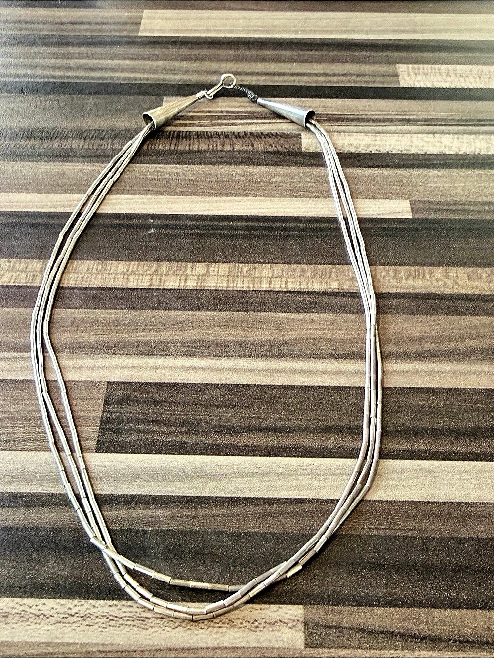 VINTAGE 70's NATIVE AMERICAN ZUNI 3 STRAND LIQUID SILVER NECKLACE 16.5” #401